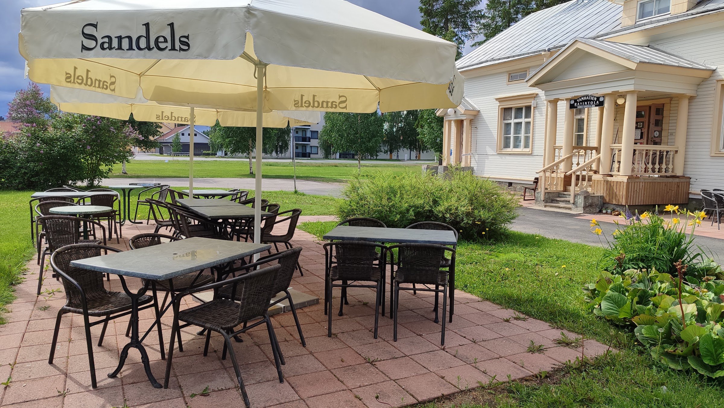 Smokehouse 299 Tyrnävä - Smoked Burgers & BBQ